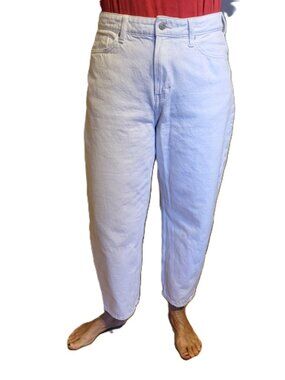 White barrel leg, high rise, loose fit jeans - size 8